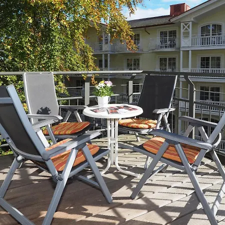 Kaiservillen - Mit 1 Schlafzimmer Und Balkon D122 *